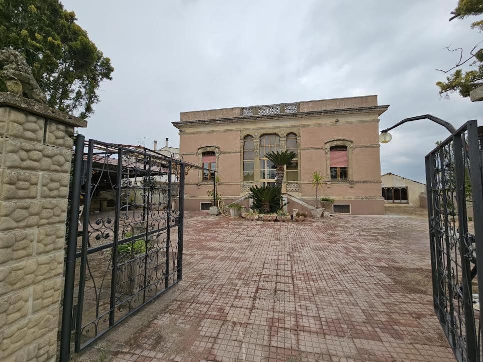 Casa Vacanze Salento Mare ガラトーネ エクステリア 写真