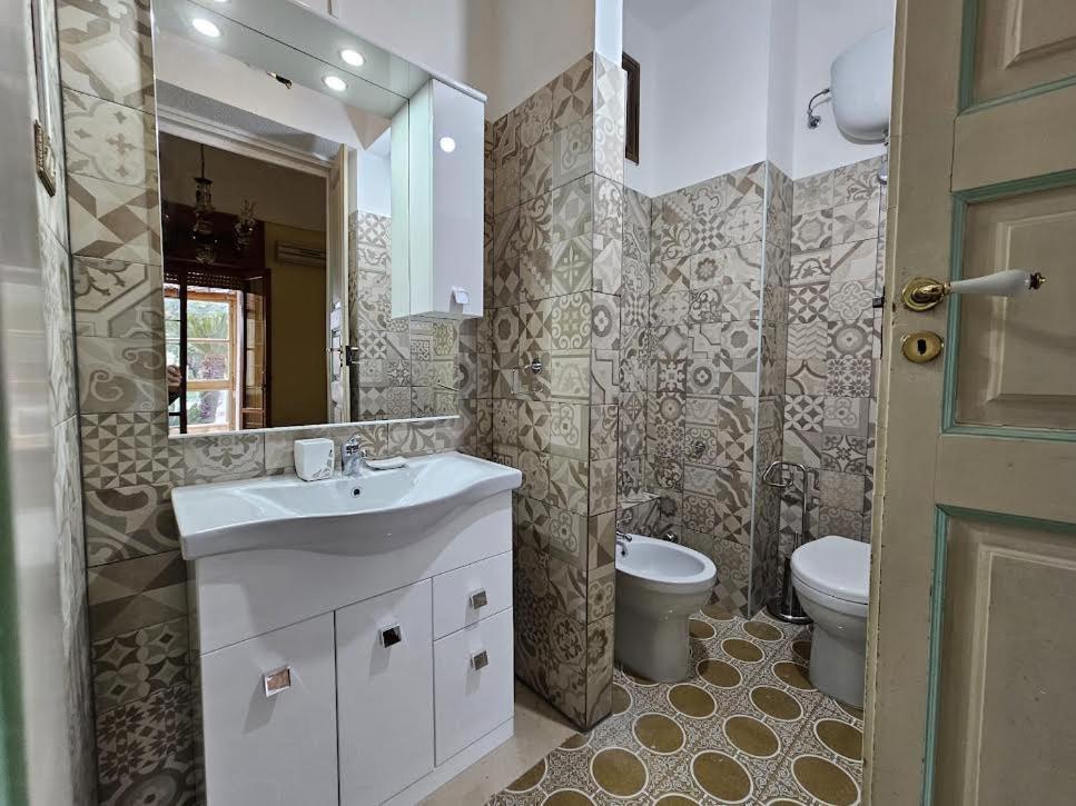 Casa Vacanze Salento Mare ガラトーネ エクステリア 写真